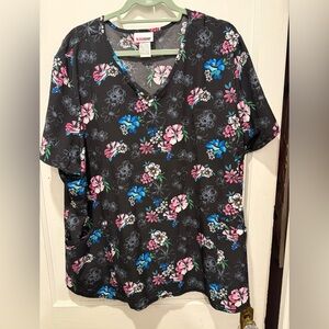 Scrubstar Women's Floral V-Neck Top - Black